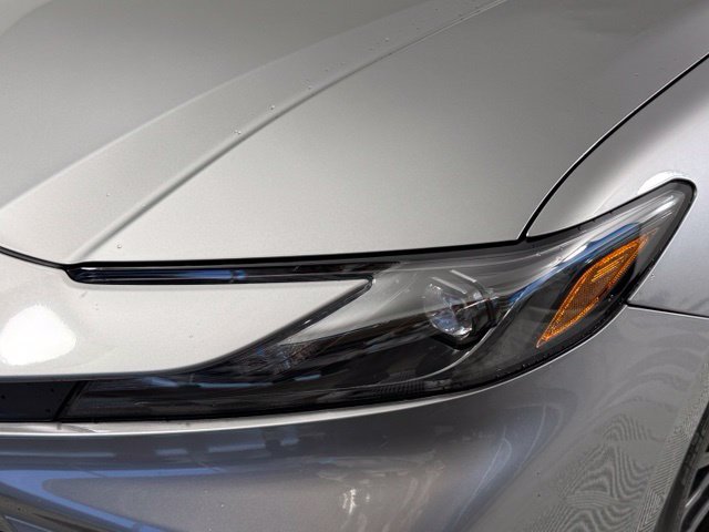 Used 2026 Toyota Camry SE w/ Multimedia Upgrade Package FWD image 12