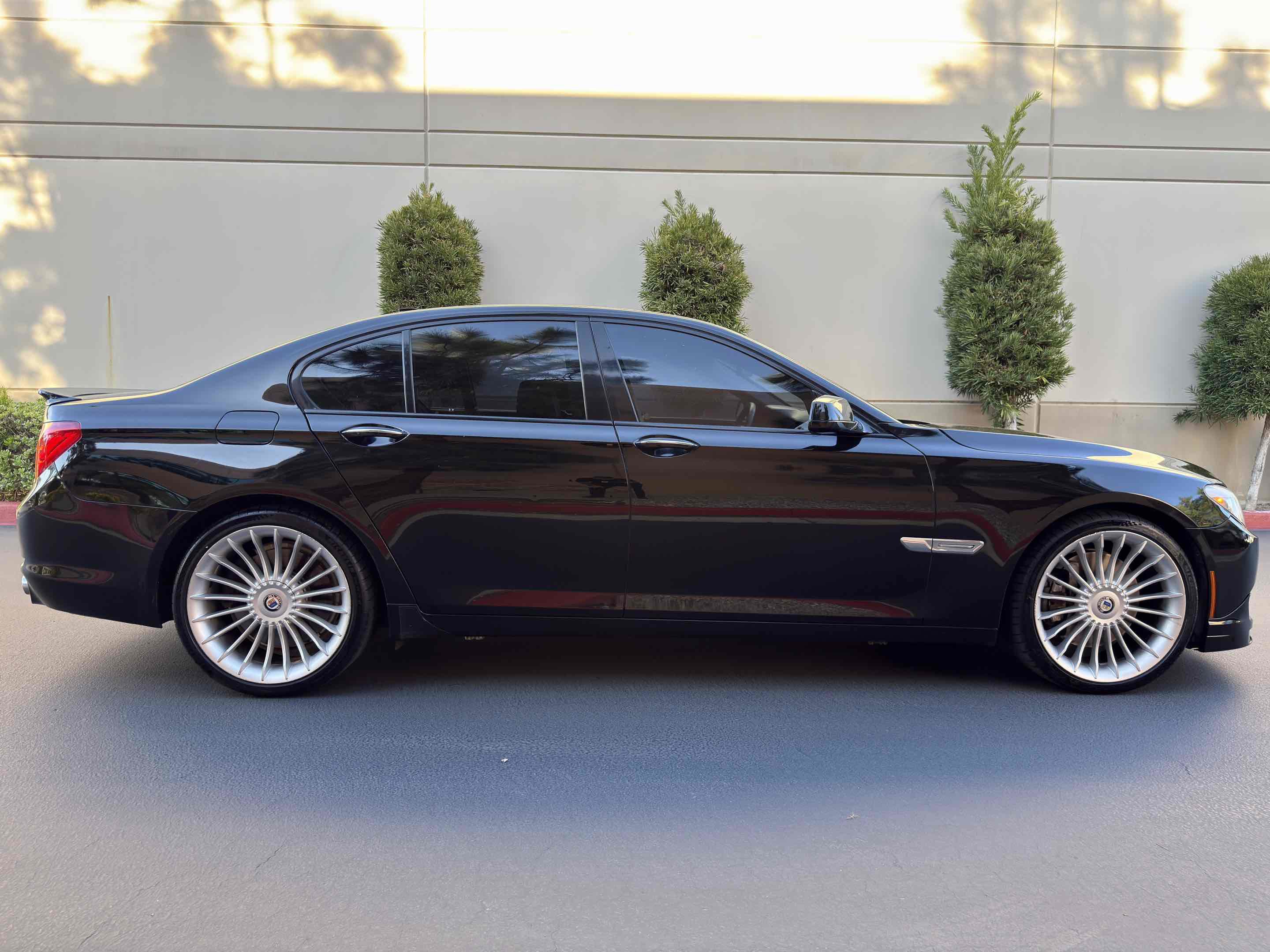 Used 2012 BMW ALPINA B7 image 11
