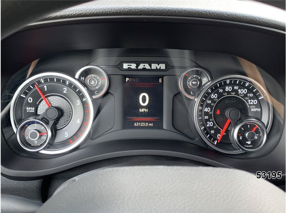 Used 2024 RAM 5500 Tradesman w/ Chrome Appearance Group AWD/4WD image 24