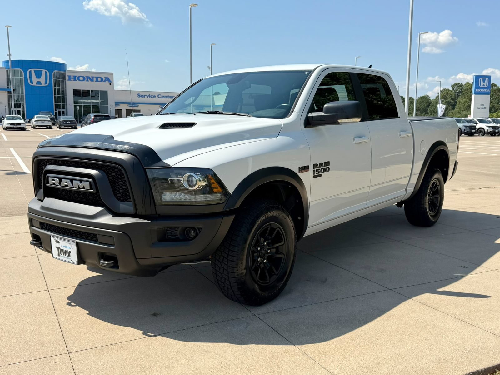 Used 2022 RAM 1500 Warlock AWD/4WD image 3