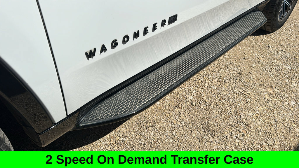 Used 2024 Jeep Wagoneer Series II AWD/4WD image 9