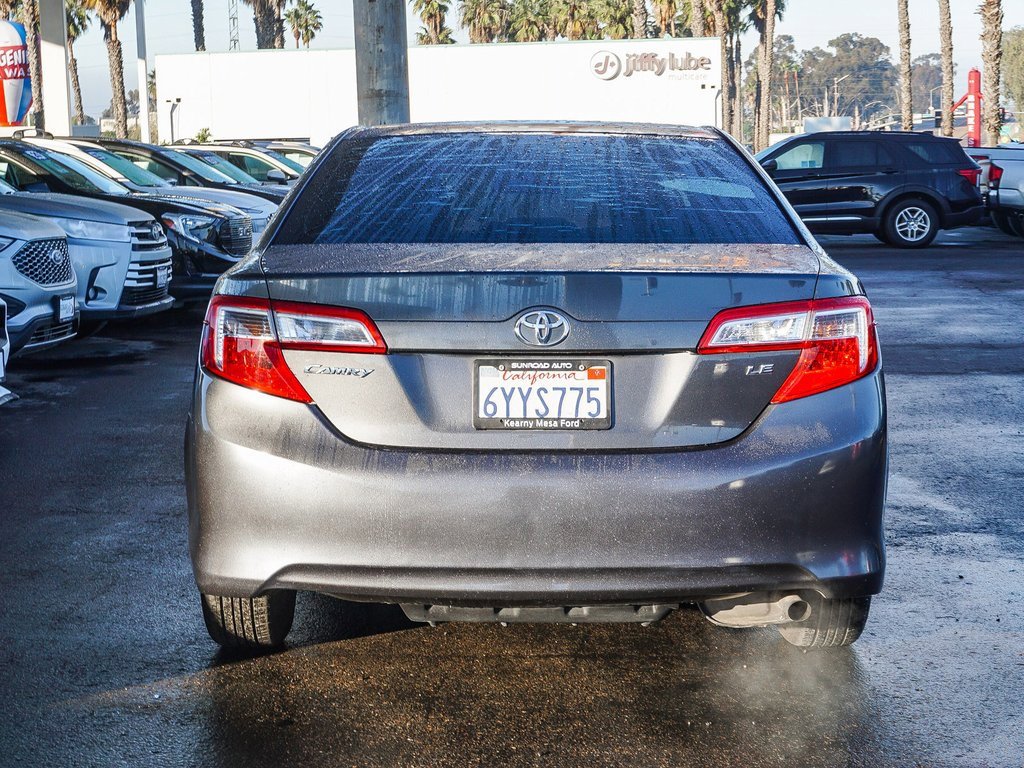 Used 2012 Toyota Camry LE image 6