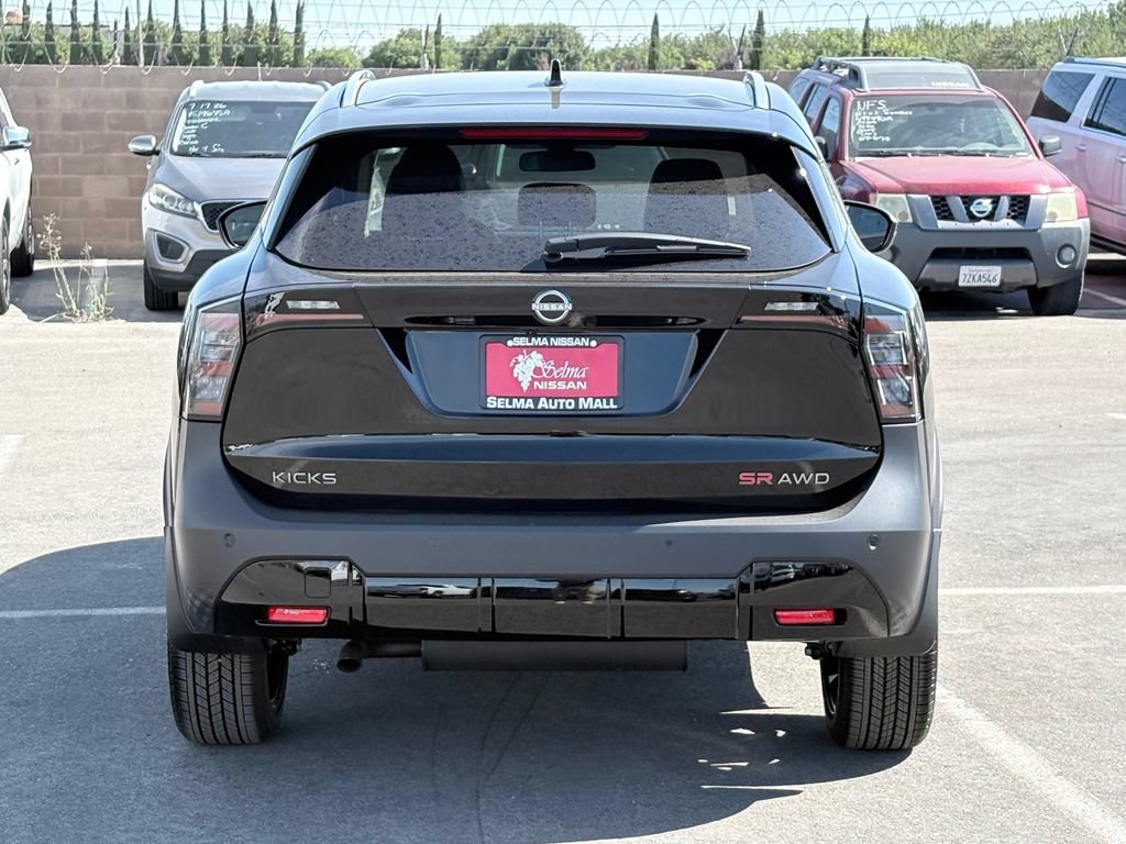 New 2026 Nissan Kicks SR AWD/4WD image 5