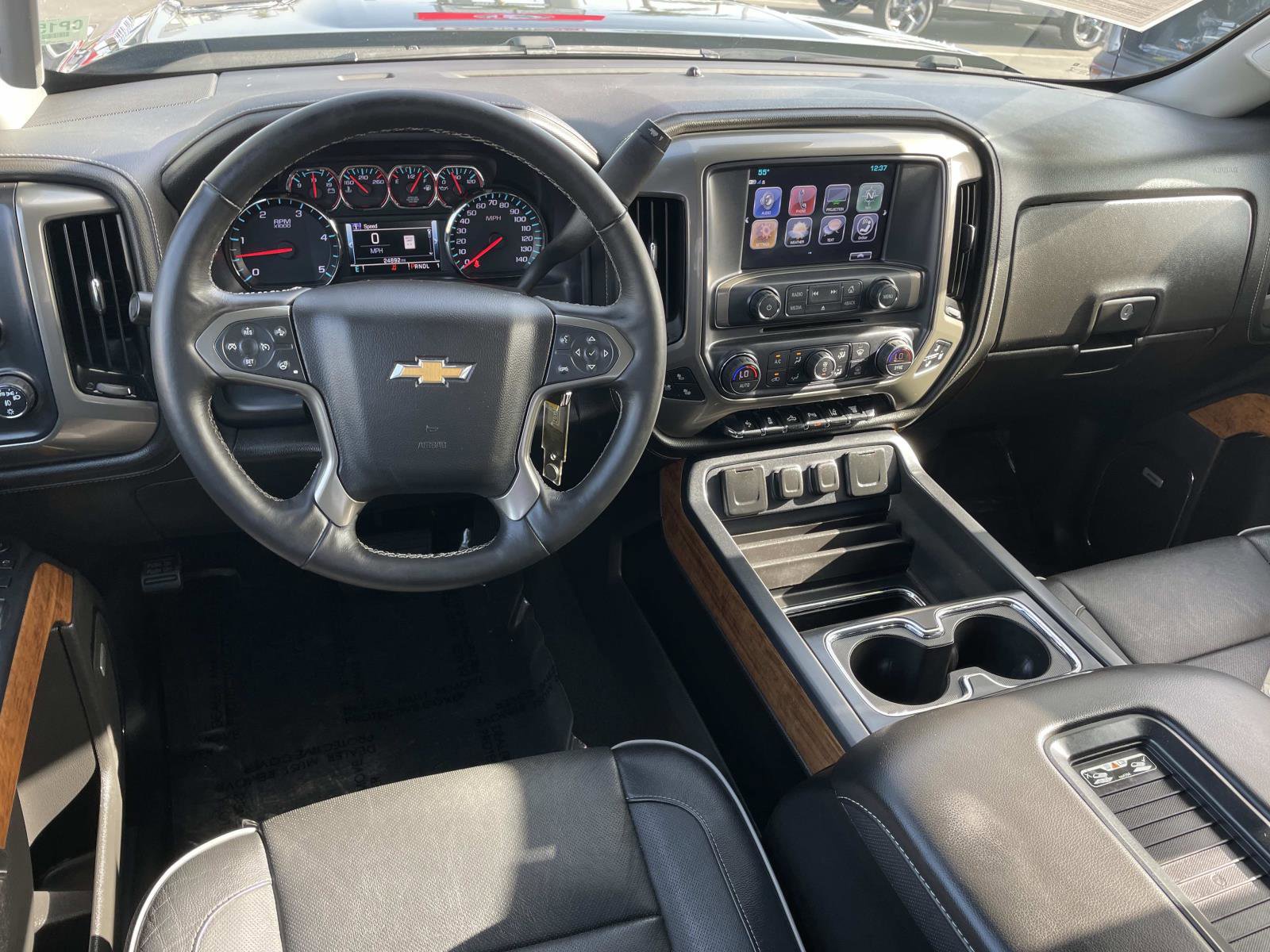 Used 2018 Chevrolet Silverado 2500 High Country w/ Duramax Plus Package image 9
