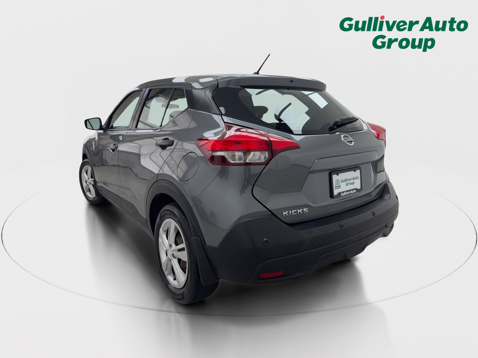 Used 2020 Nissan Kicks S FWD image 5