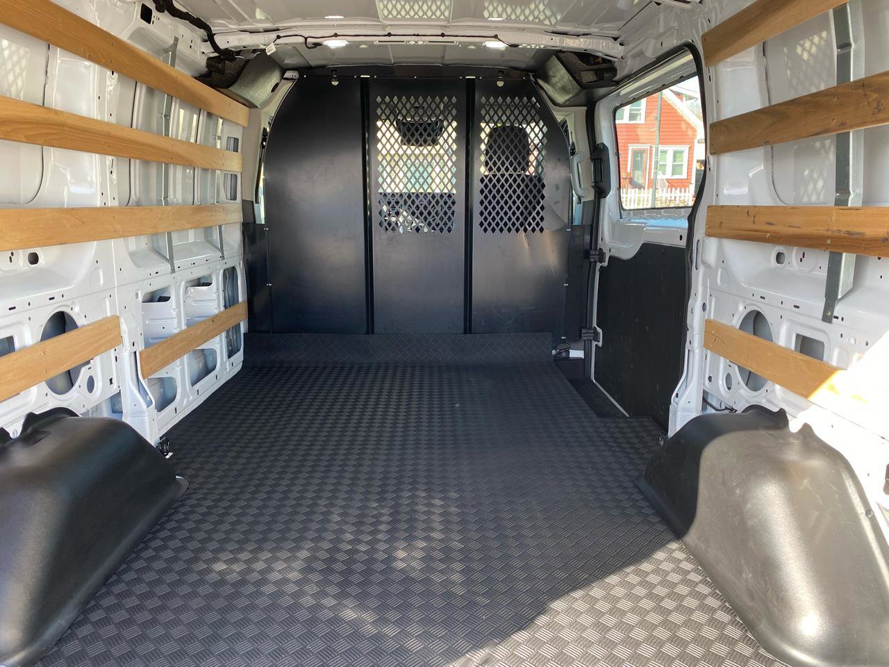 Used 2024 Ford Transit 250 Low Roof w/ Exterior Upgrade Package image 13