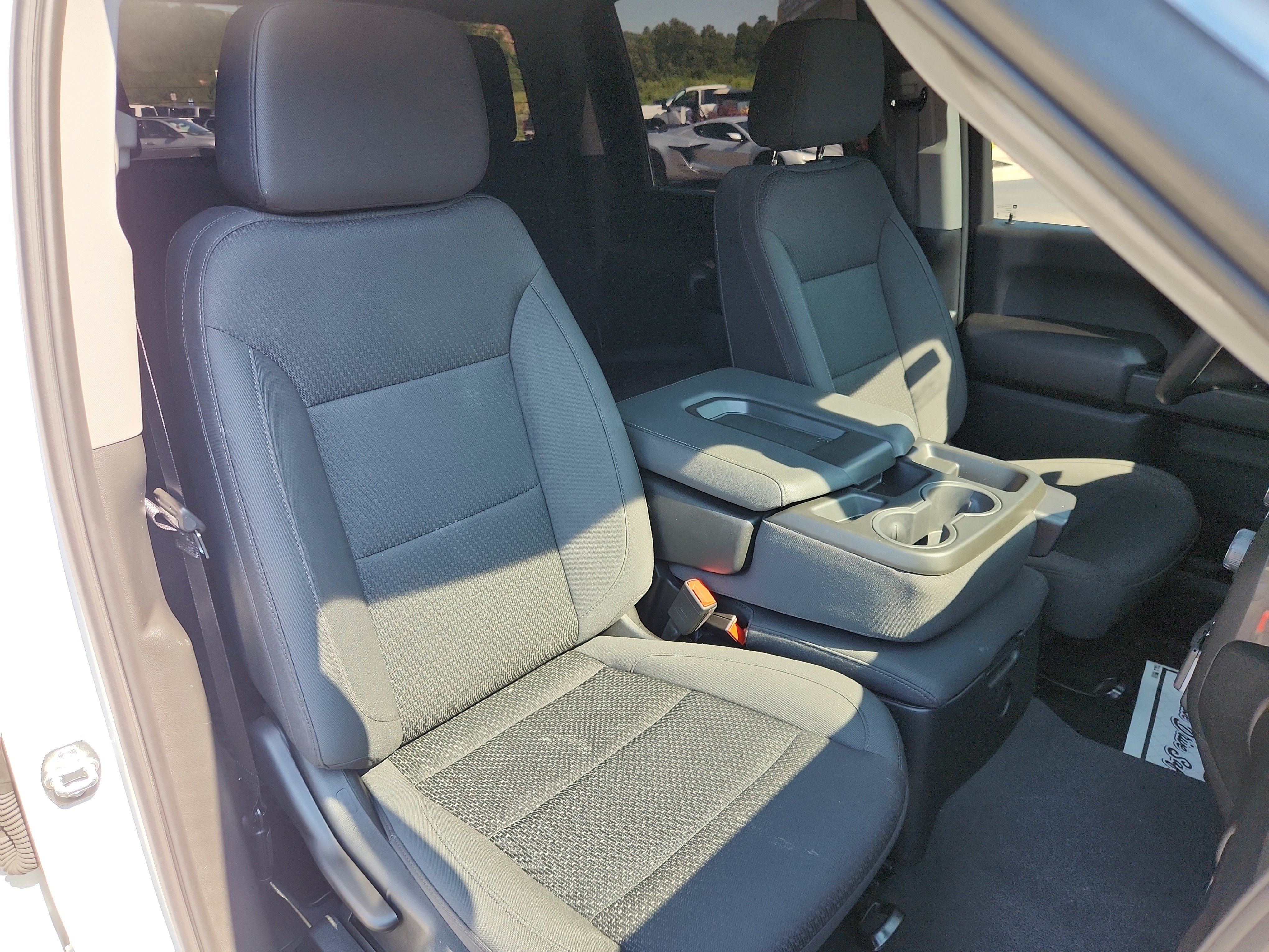 Used 2025 Chevrolet Silverado 2500 W/T AWD/4WD image 30