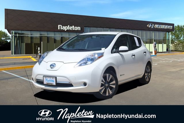 Used 2015 Nissan Leaf SL w/ Premium Package FWD image 1