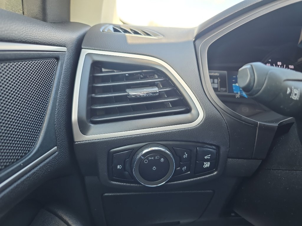 Used 2024 Ford Edge SEL w/ Convenience Package AWD/4WD image 21