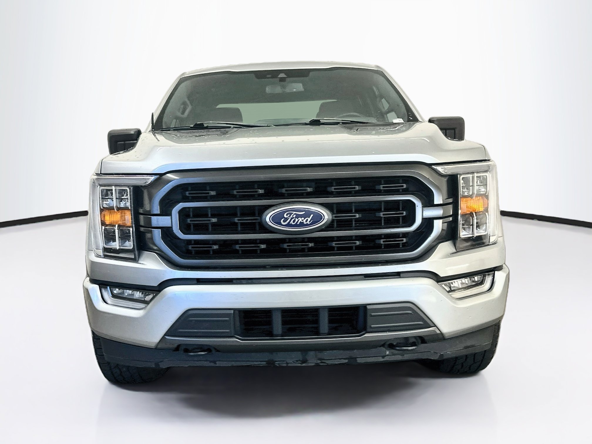Used 2021 Ford F150 XLT w/ Equipment Group 302A High AWD/4WD image 2