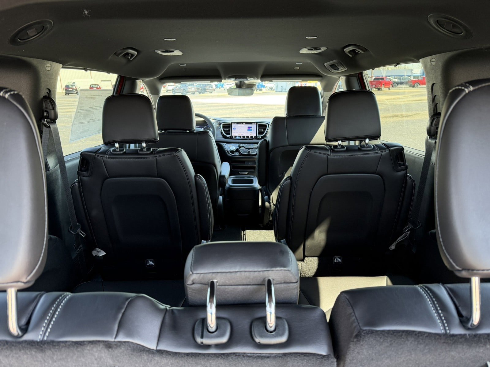New 2026 Chrysler Voyager LX FWD image 11