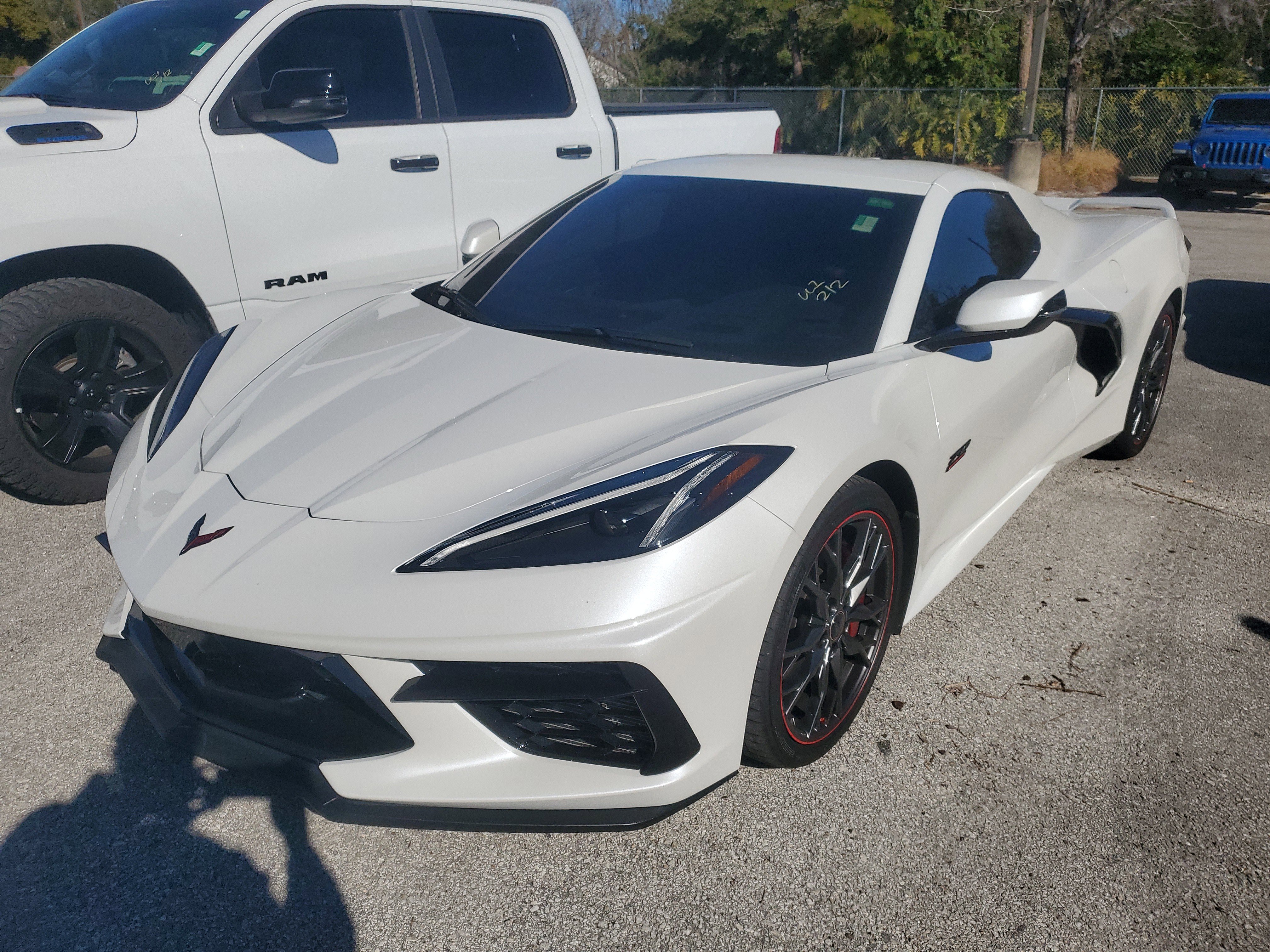 Used 2023 Chevrolet Corvette Stingray Premium Conv w/ Z51 Performance Package image 3