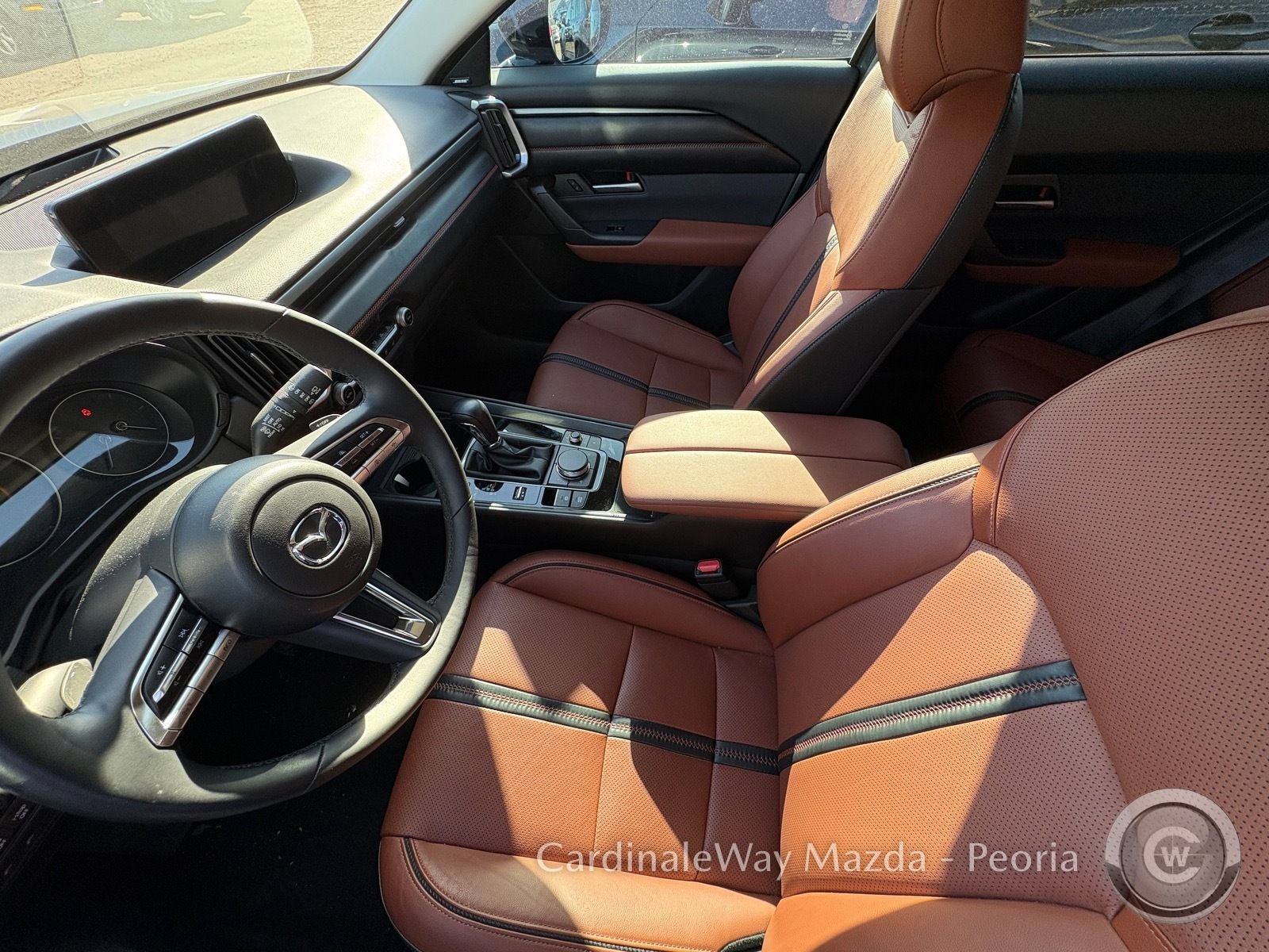 Certified 2025 MAZDA CX-50 AWD 2.5 Turbo w/ Premium Pkg image 9