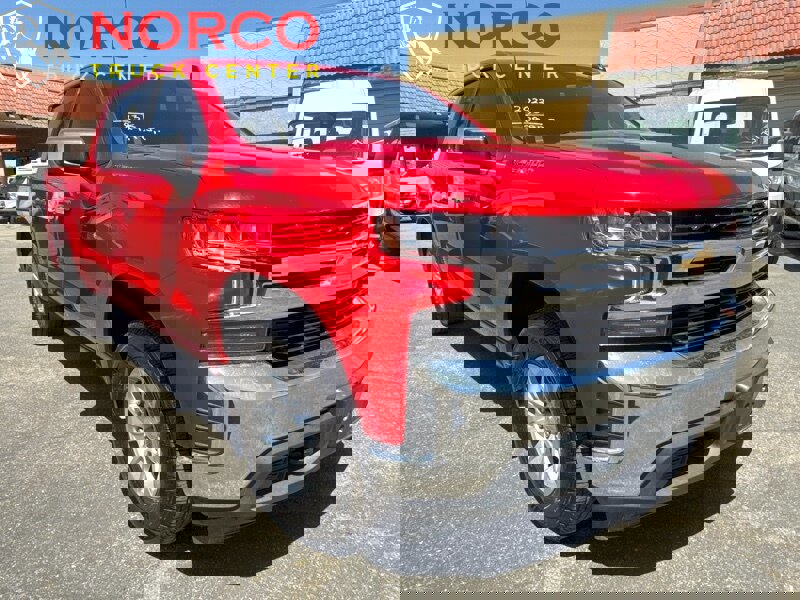 Used 2022 Chevrolet Silverado 1500 LT image 2