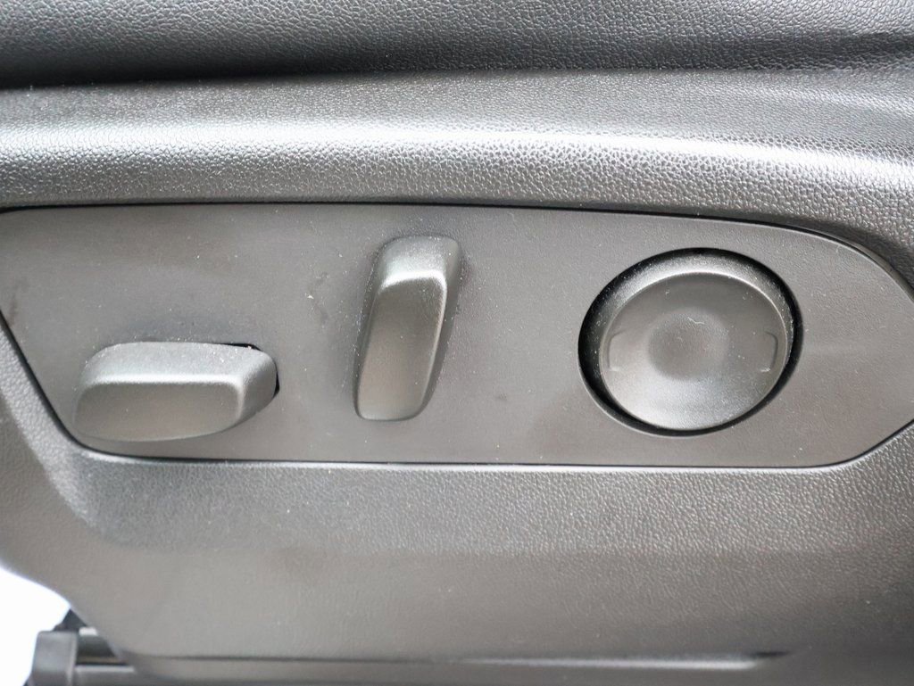 Certified 2022 Chevrolet Tahoe Z71 w/ Luxury Package image 15