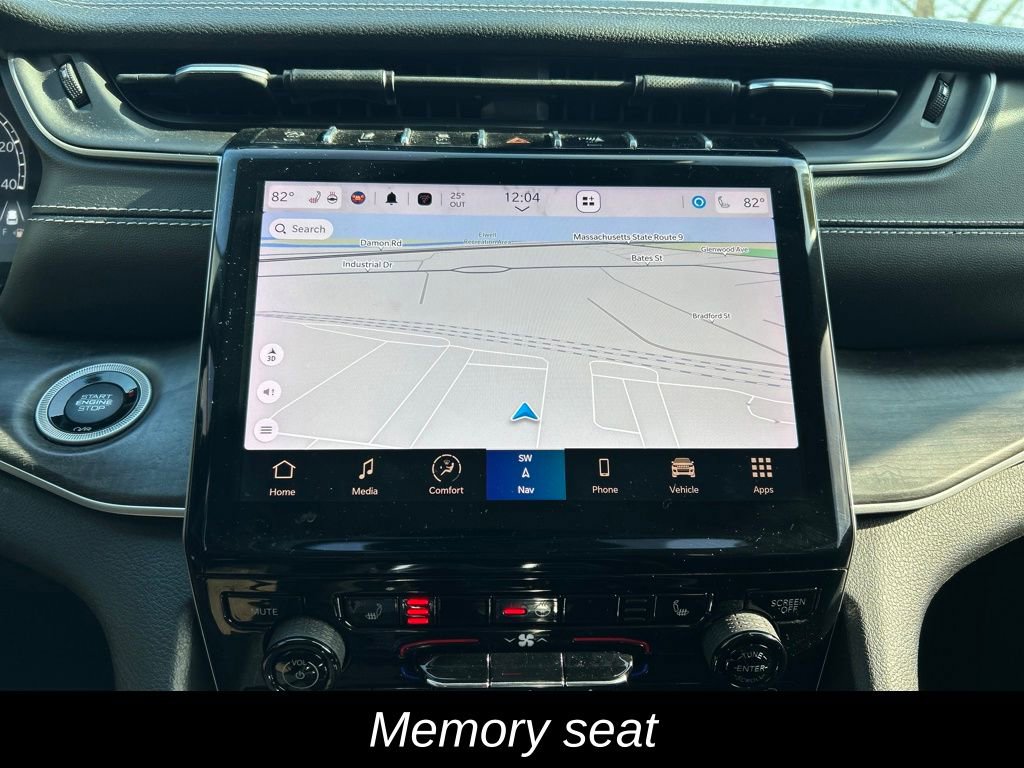 Used 2022 Jeep Grand Cherokee L Limited image 21