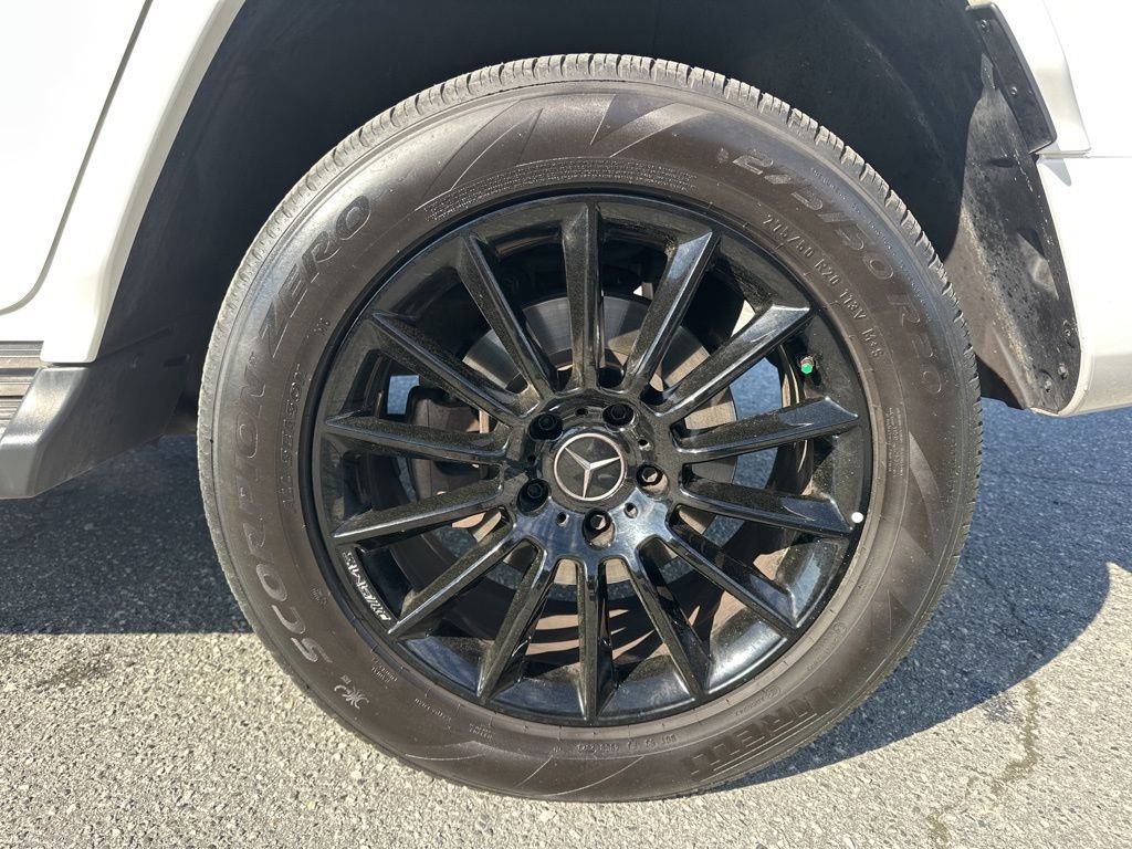 Used 2023 Mercedes-Benz G 550 image 32