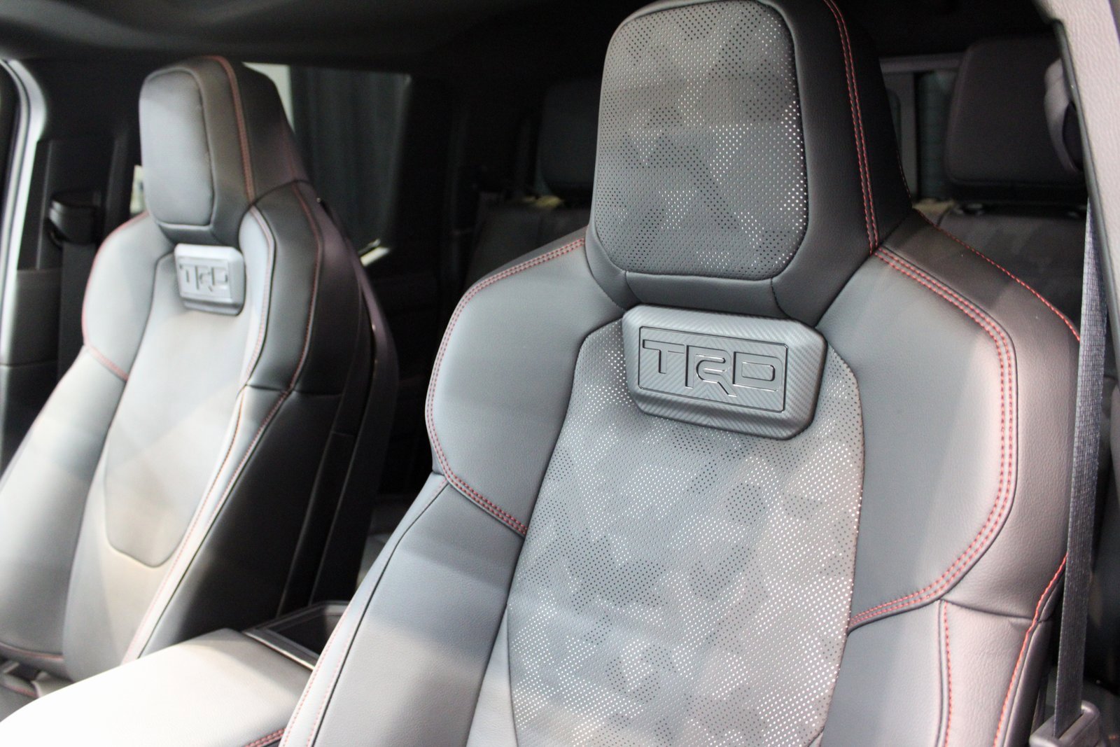 Used 2025 Toyota Tacoma TRD Pro image 5