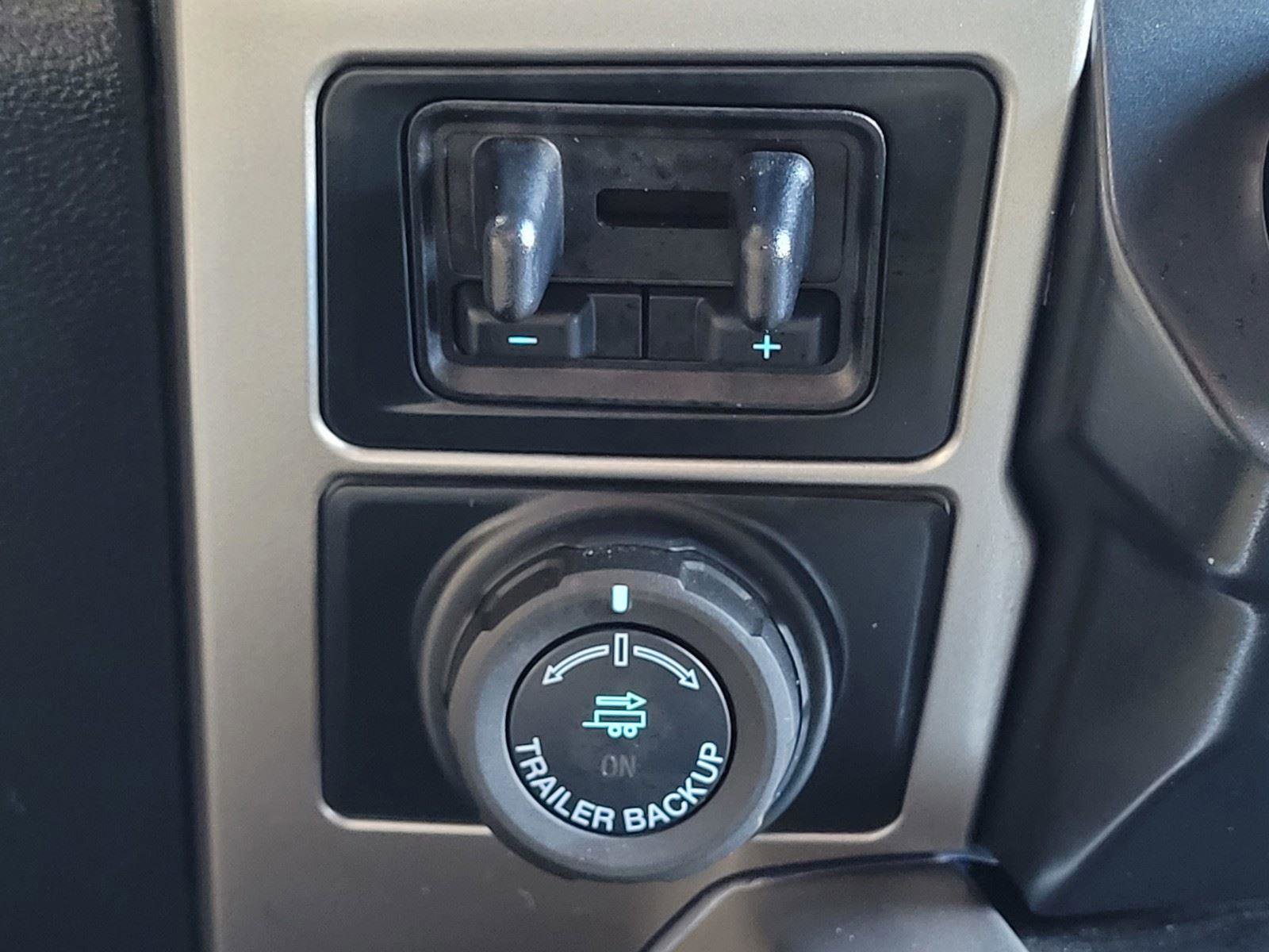 Used 2022 Ford F250 Lariat w/ Lariat Ultimate Package image 17