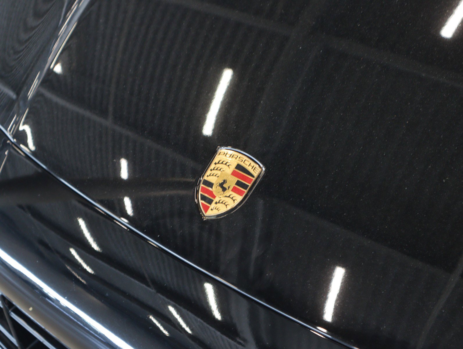 Used 2023 Porsche Cayenne Turbo AWD/4WD image 26