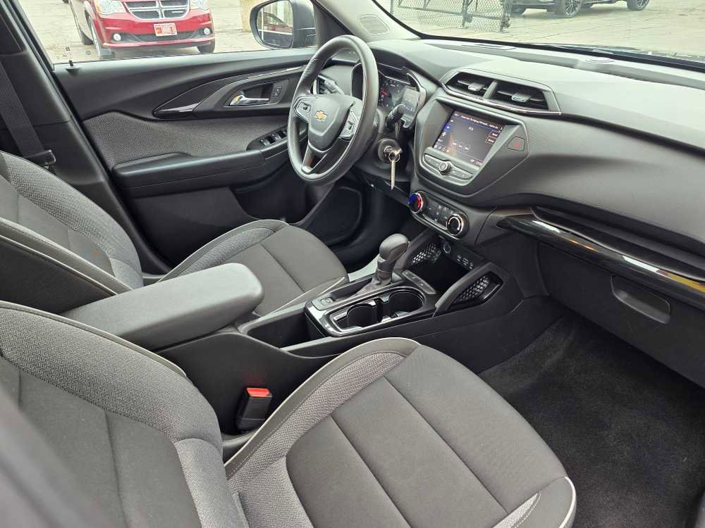 Used 2022 Chevrolet TrailBlazer LS image 23