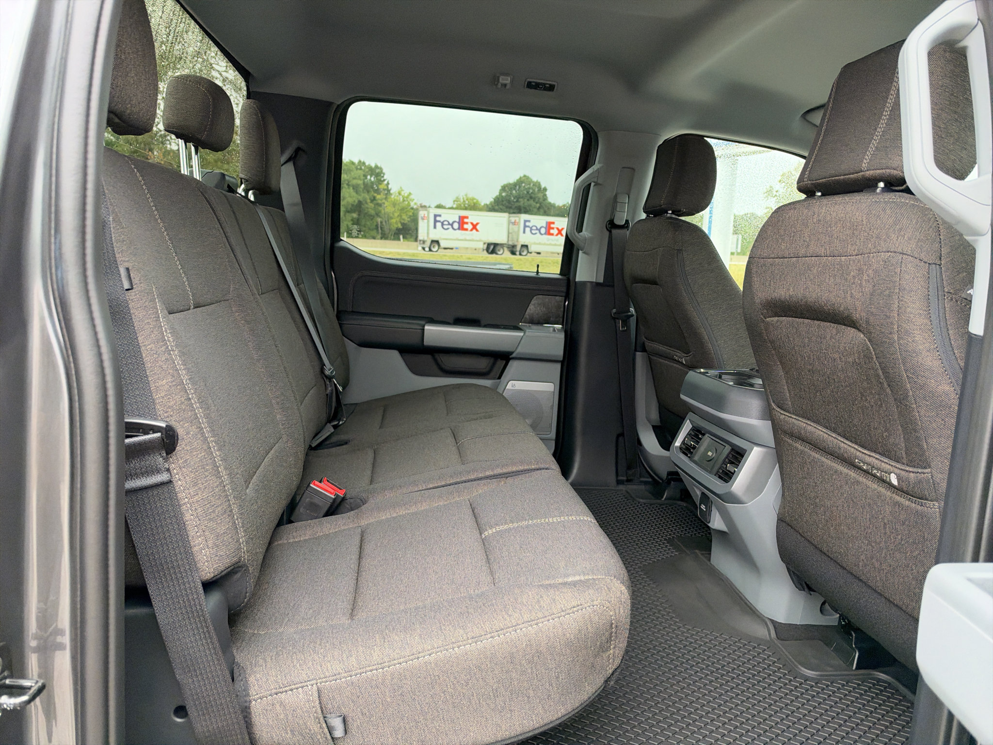 New 2027 Ford F250 XLT w/ XLT Premium Package AWD/4WD image 33