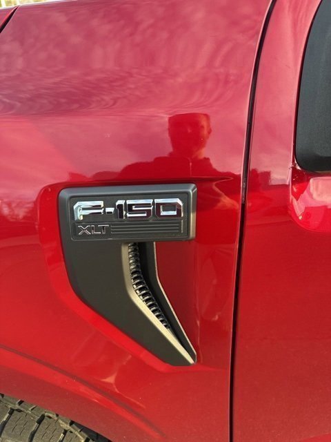 Used 2022 Ford F150 XLT w/ Equipment Group 302A High image 5