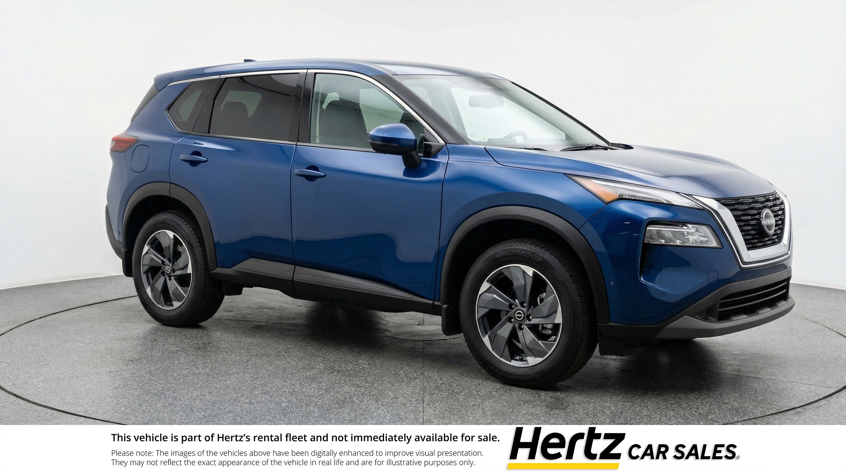 Used 2025 Nissan Rogue SV AWD/4WD image 1