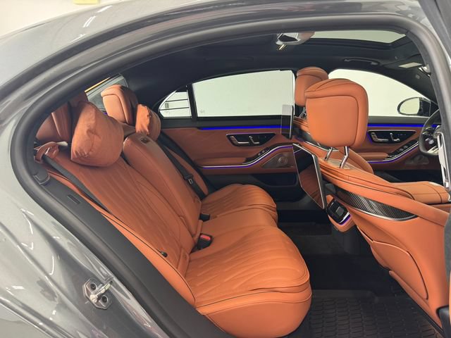 Used 2025 Mercedes-Benz S 63 AMG S image 19