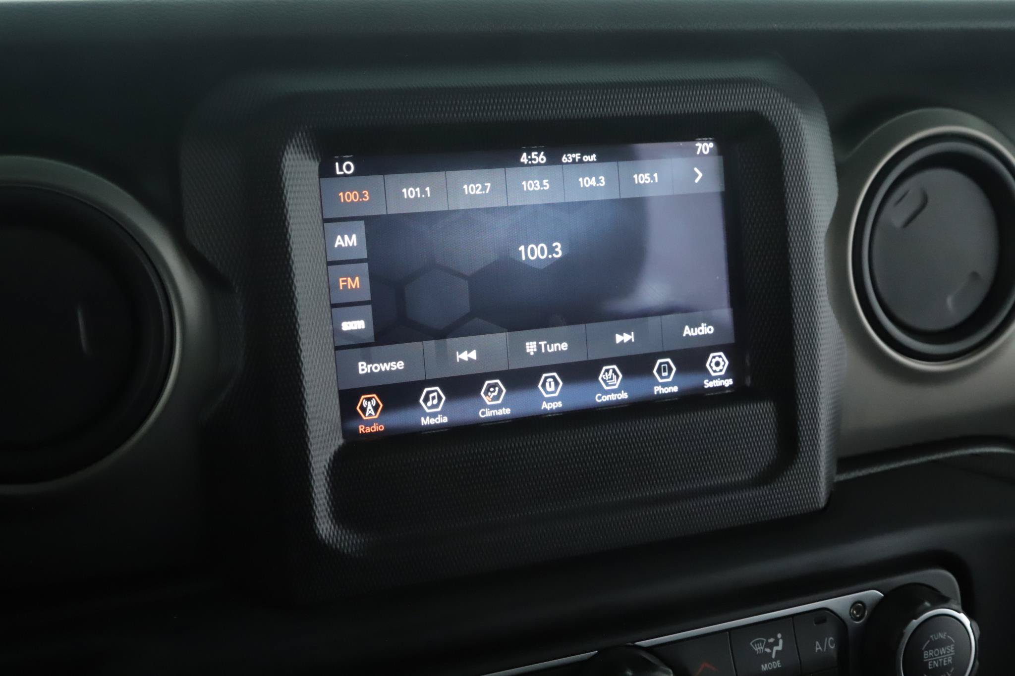 Used 2021 Jeep Wrangler Unlimited Sport AWD/4WD image 11
