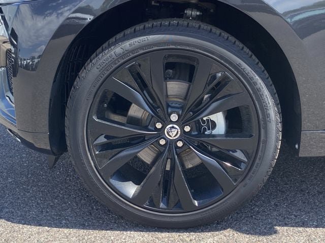 New 2025 Jaguar F-PACE R-Dynamic S AWD/4WD image 22