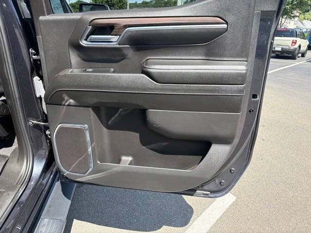 Used 2024 Chevrolet Silverado 1500 LT AWD/4WD image 28