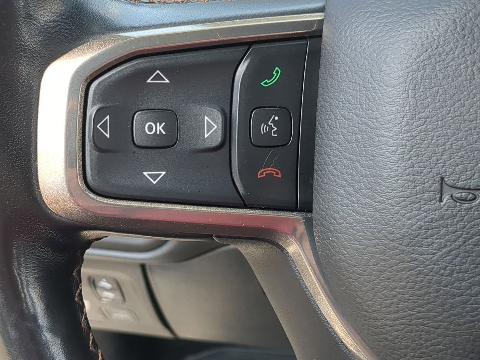 Used 2020 RAM 1500 Limited image 30