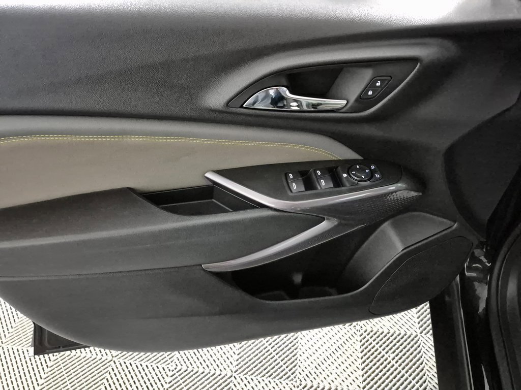 Certified 2024 Chevrolet Trax ACTIV w/ Driver Confidence Package image 13