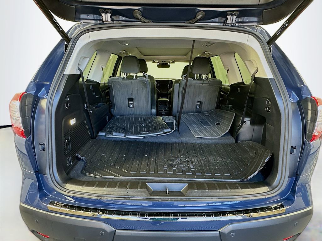 Used 2025 Subaru Ascent Onyx Edition w/ Onyx Package image 26
