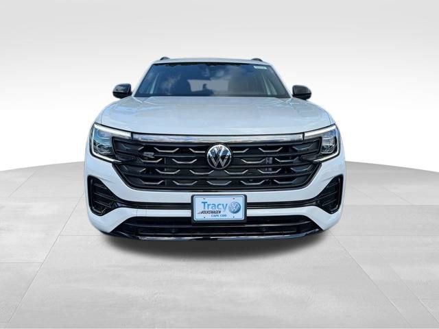 New 2026 Volkswagen Atlas Cross Sport SEL R-Line image 2