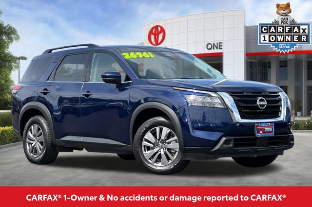 Used 2024 Nissan Pathfinder SV FWD video 2