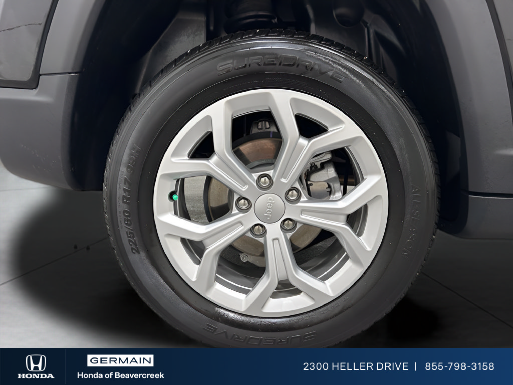 Used 2024 Jeep Compass Latitude AWD/4WD image 26