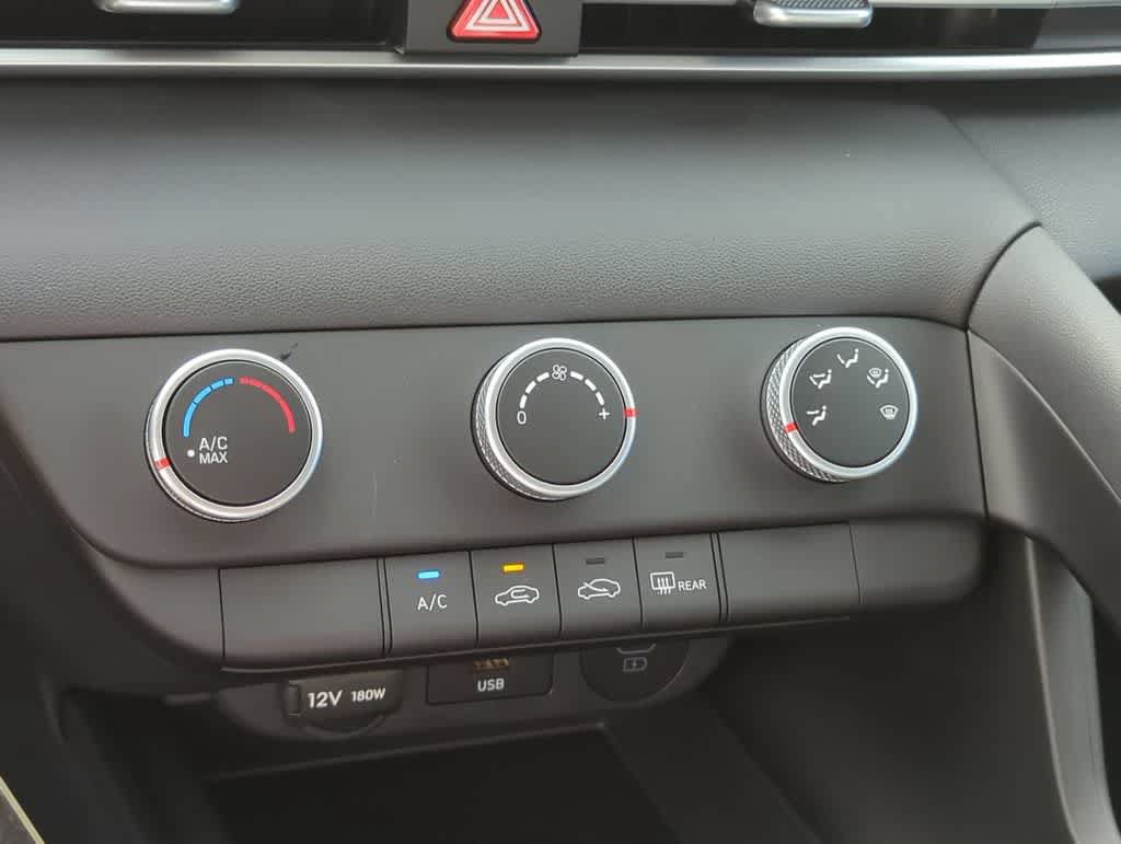 New 2026 Hyundai Elantra SE FWD image 31