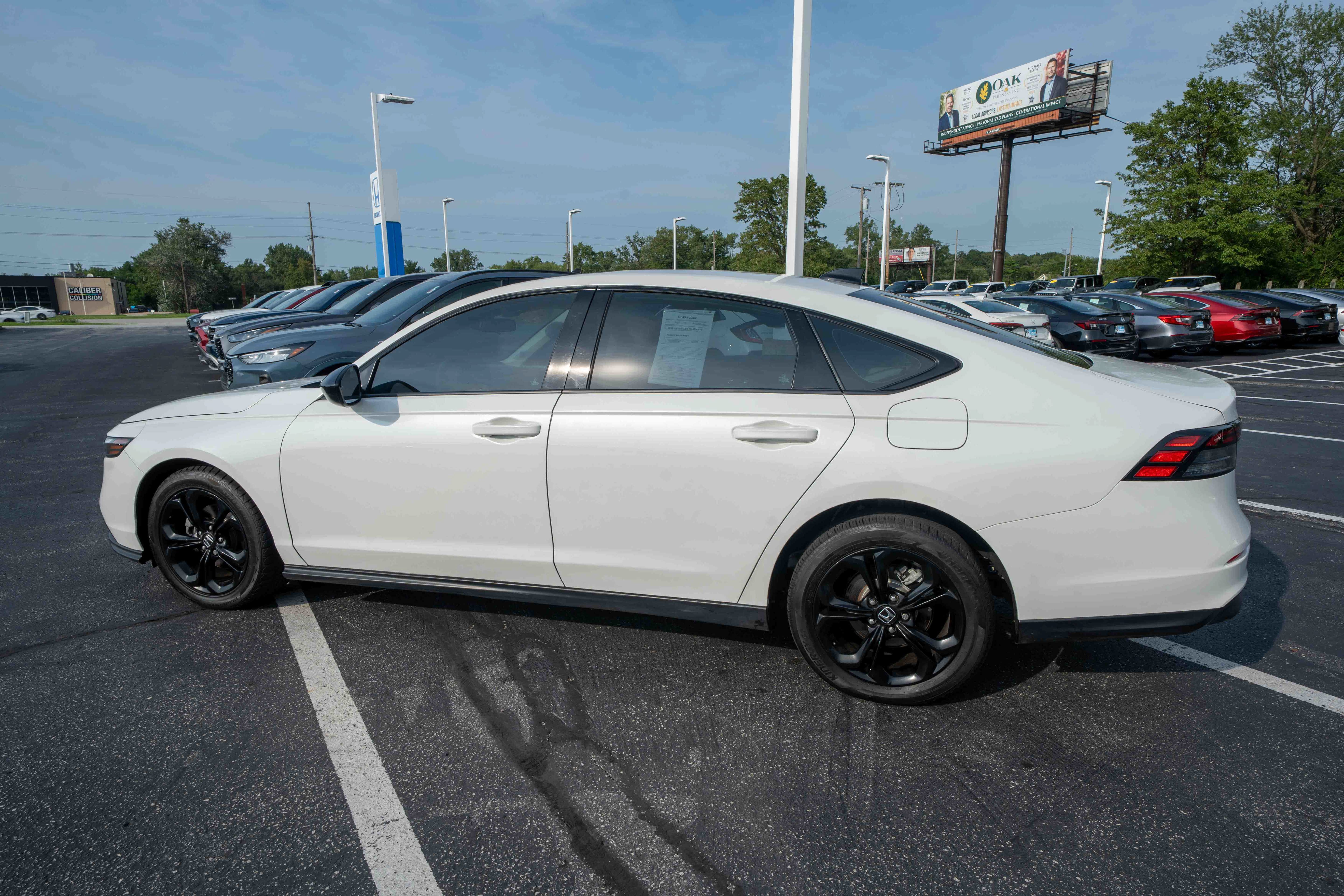 Used 2025 Honda Accord SE image 4