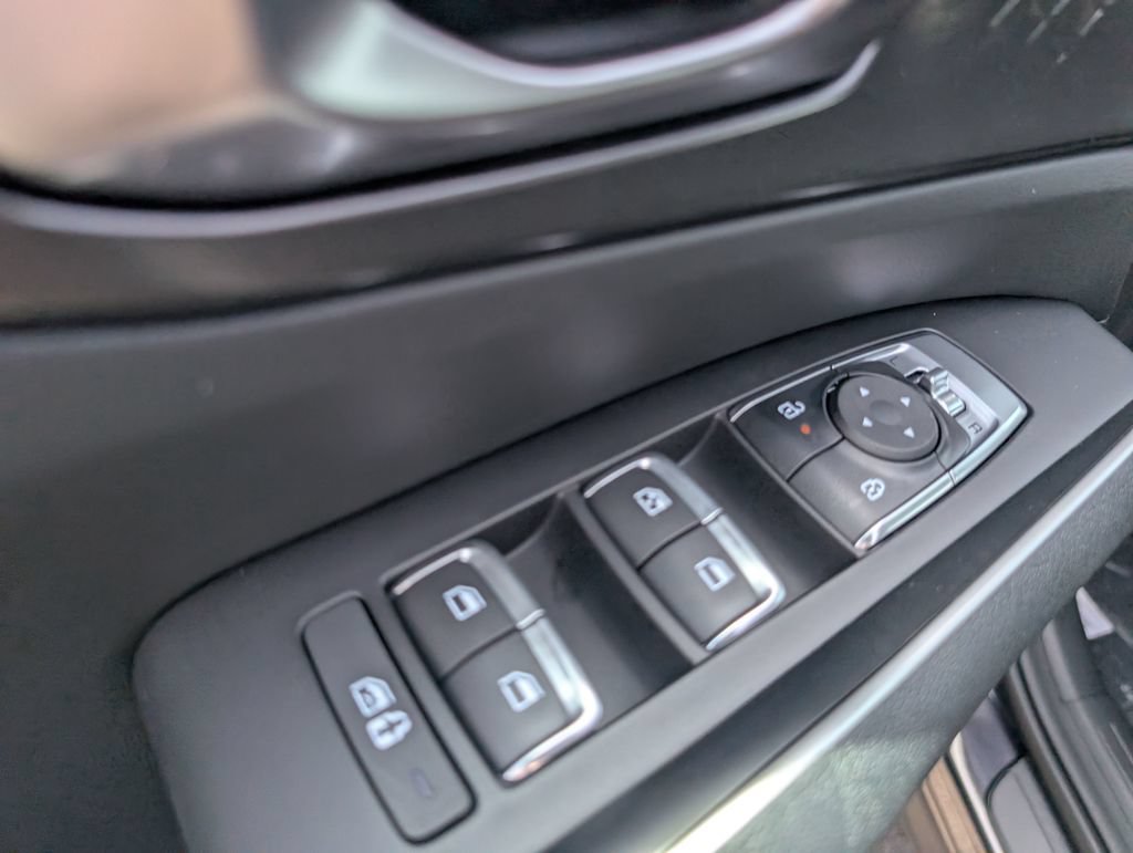 New 2026 Kia Sorento S w/ S Panoramic Sunroof Package AWD/4WD image 15