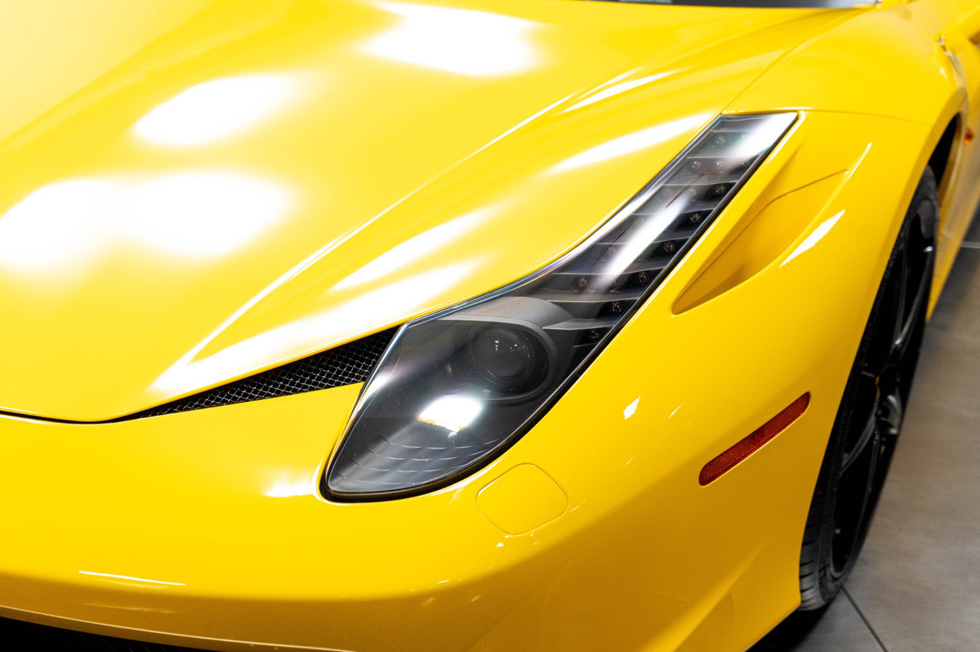Used 2010 Ferrari 458 Italia Coupe RWD image 53