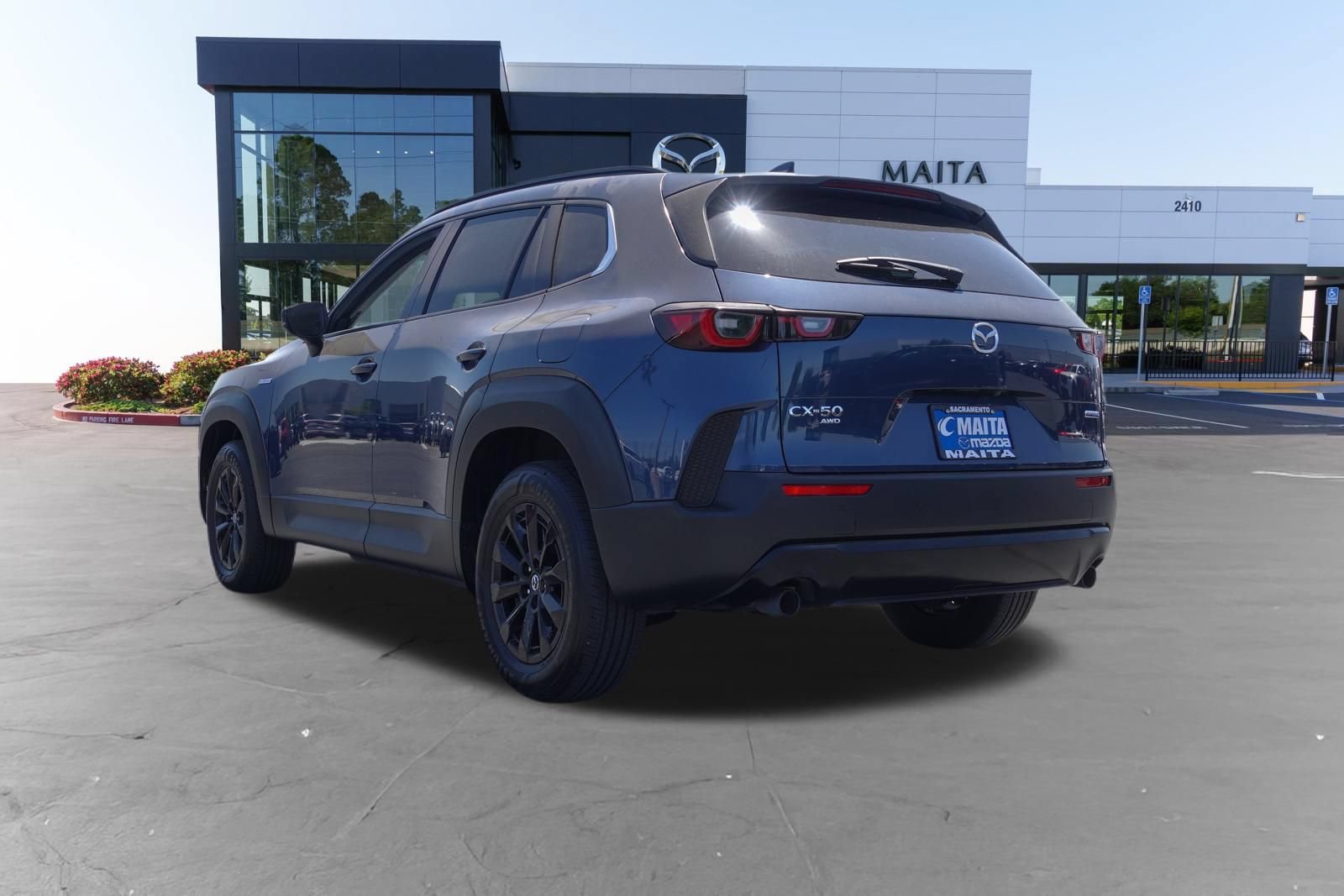 Certified 2025 MAZDA CX-50 AWD 2.5 Hybrid w/ Premium Pkg image 7