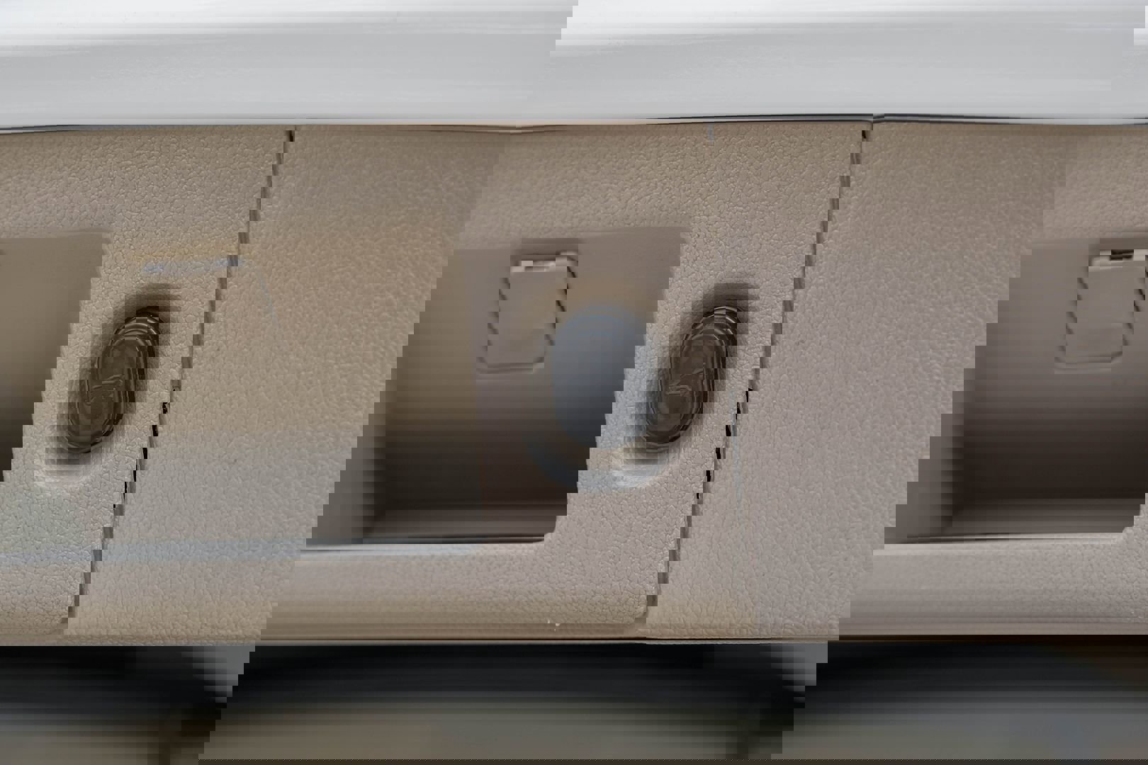 Used 2018 GMC Yukon SLT w/ Open Road Package image 51