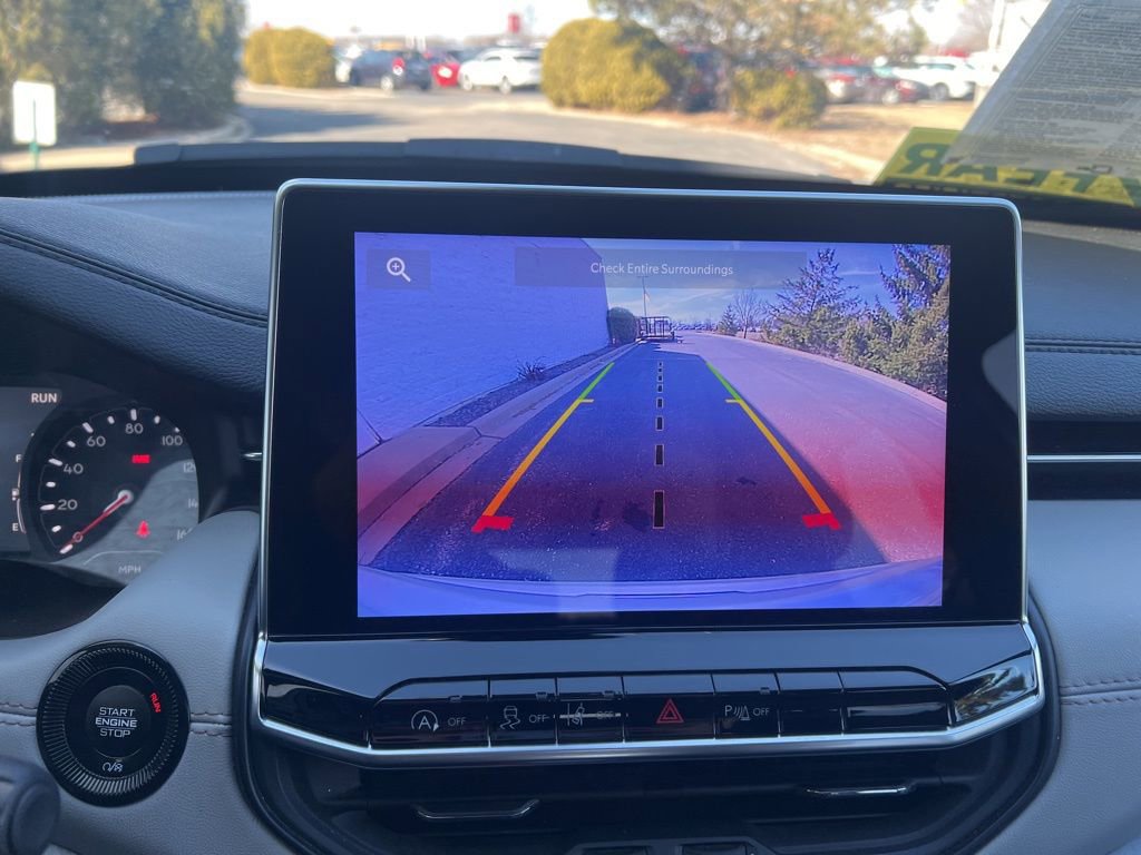 Used 2025 Jeep Compass Limited image 18