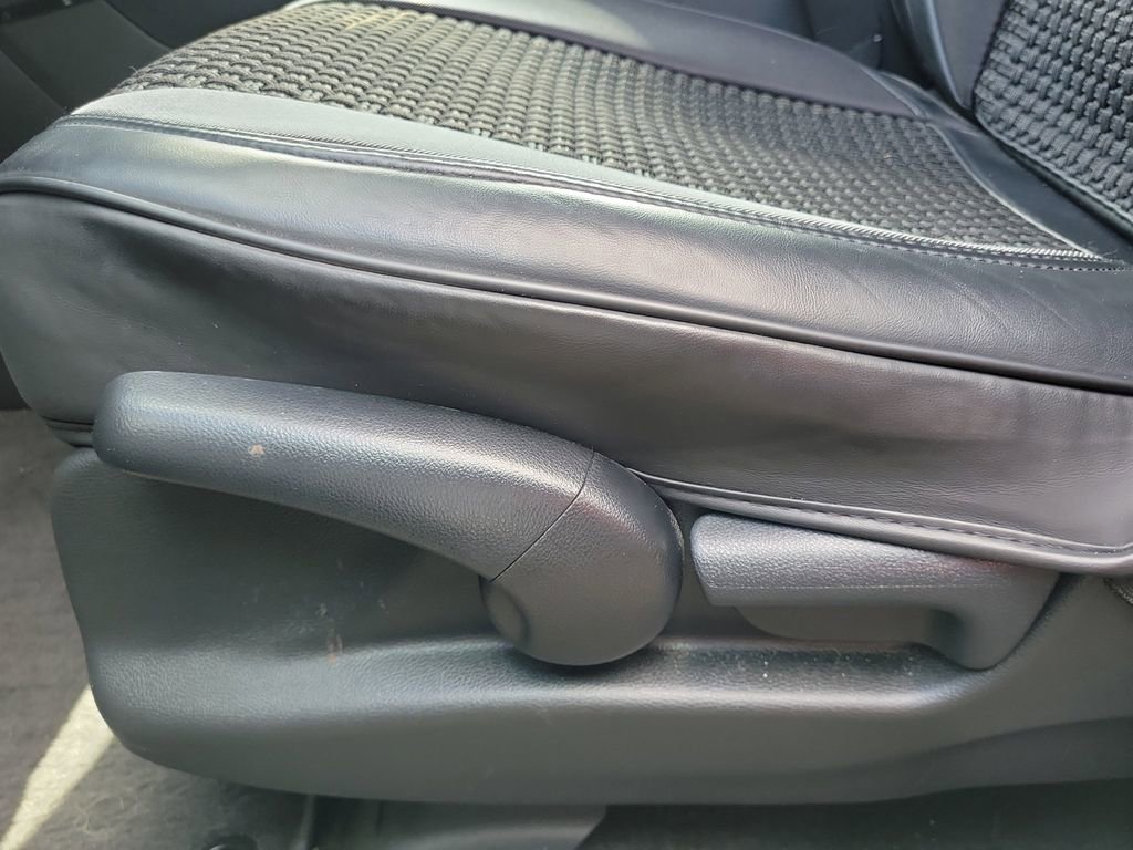 Used 2024 Honda Ridgeline Sport image 10