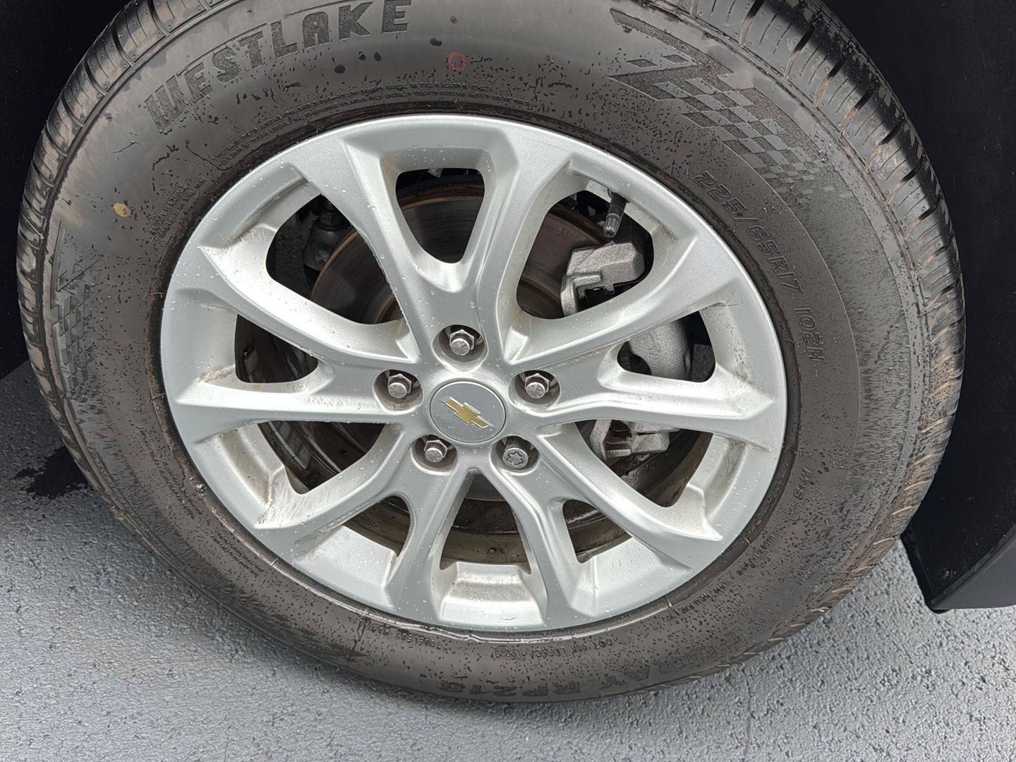 Used 2021 Chevrolet Equinox LT FWD image 7