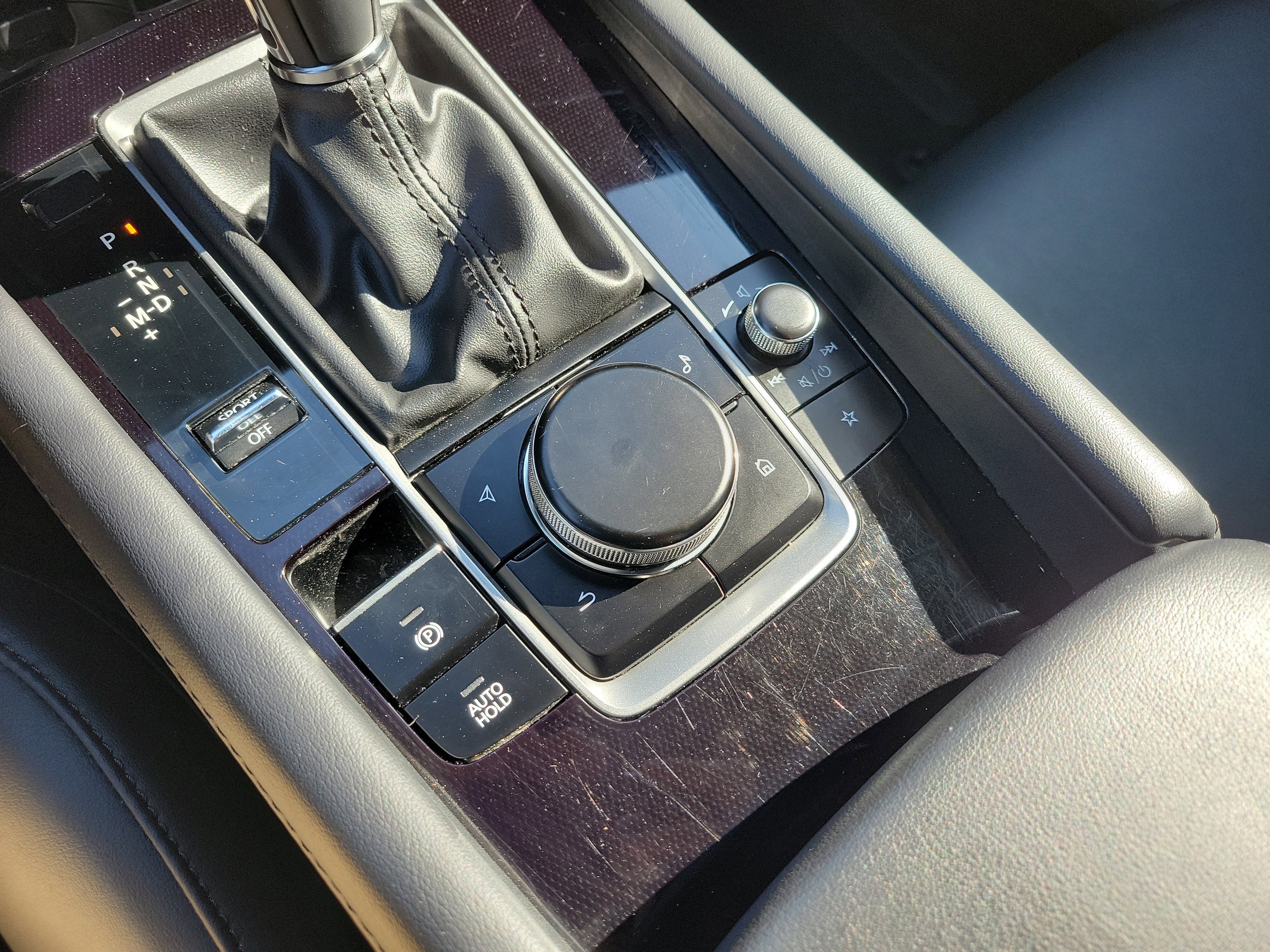 Used 2024 MAZDA MAZDA3 s FWD image 34