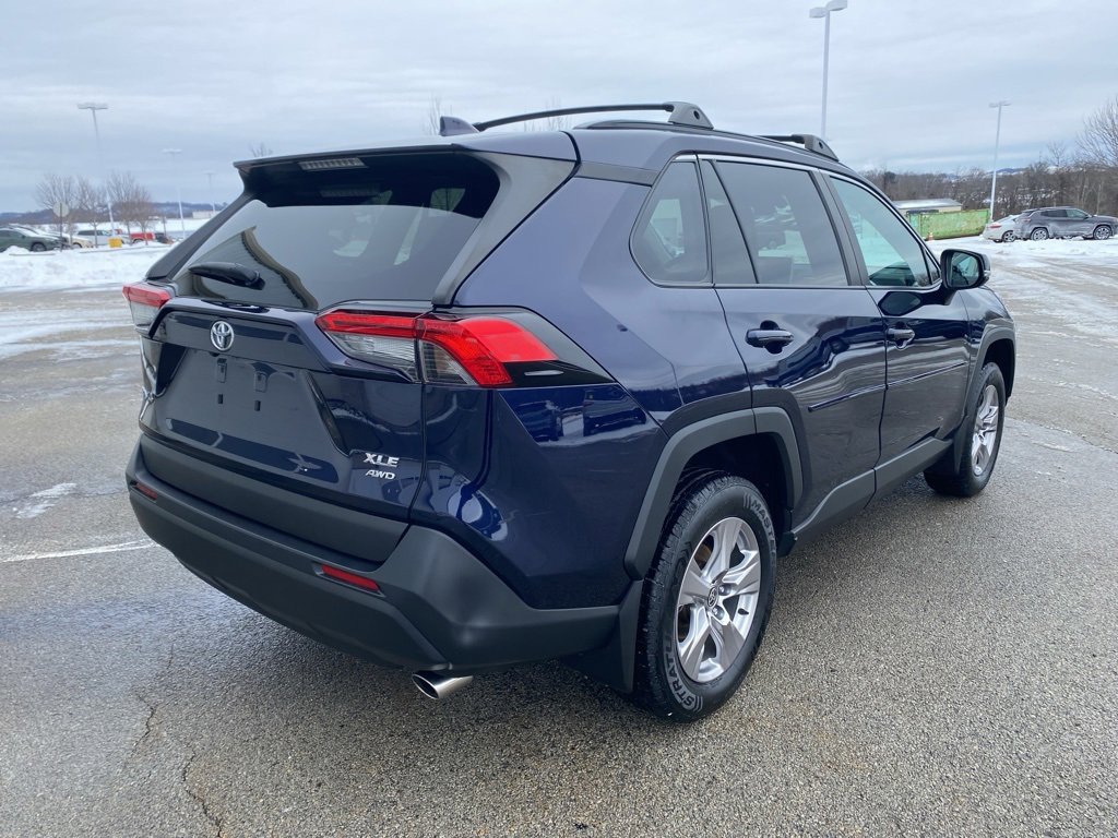 Used 2023 Toyota RAV4 XLE image 3