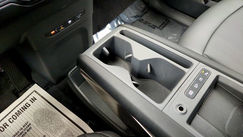 Used 2026 Kia EV9 Light image 15